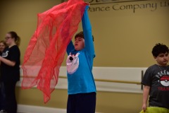 emw_20170218_115907_Studio5_High_Five_0313
