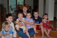 Grammy and her six grandchildren