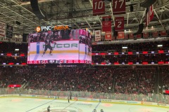 Dmitri Orlov nets a late third period goal for the lead!