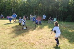 Reagan hanging back to support the play...